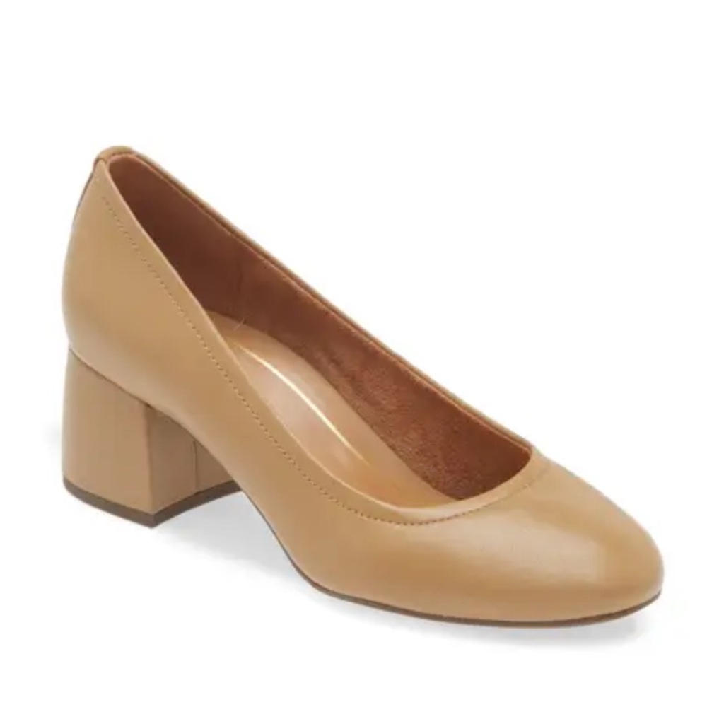 Vionic Carmel Round Toe Block Heels Sz 11 NWT‎ Tan Classic Pumps LEATHER
